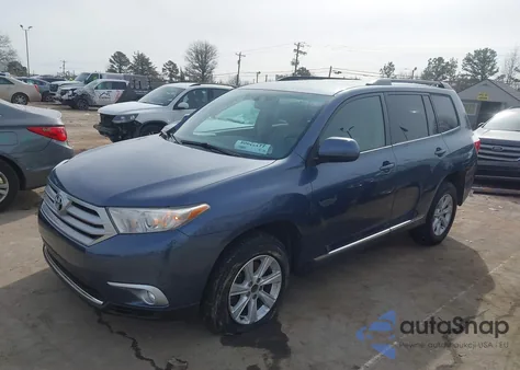 2011 Toyota Highlander Base V6 from USA, damaged, VIN 5TDBK3EH5BS066160